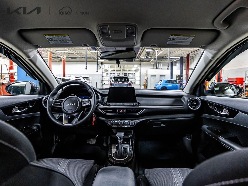 2023 Kia Forte EX in , Quebec - 10 - w1024h768px