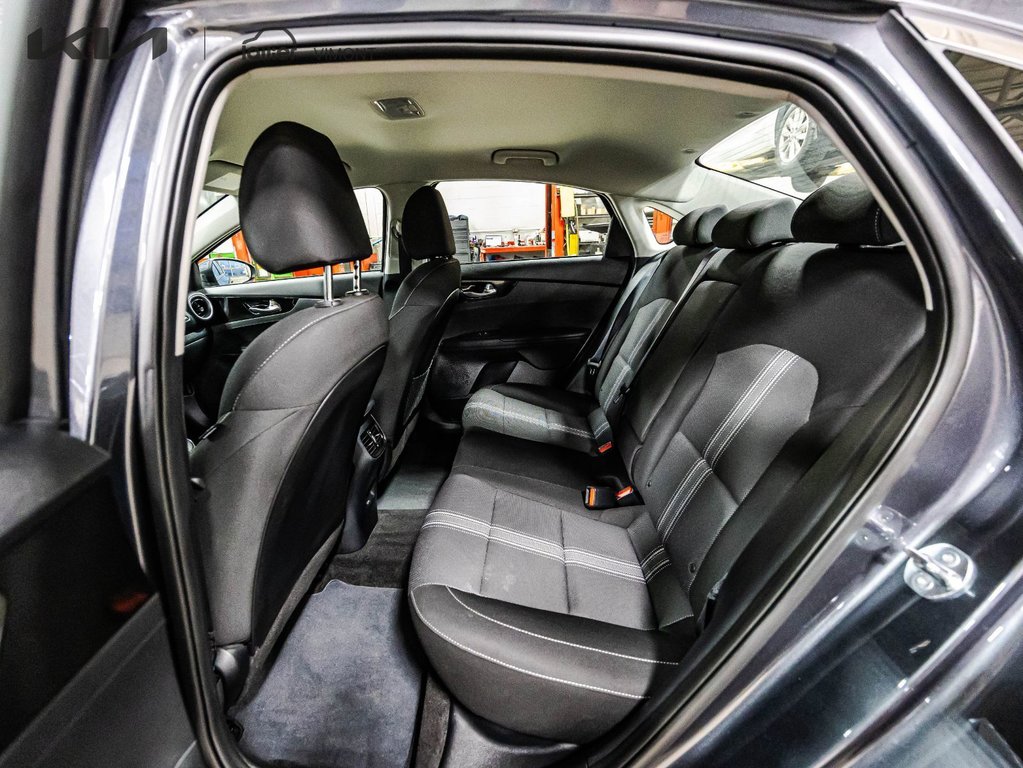 2023 Kia Forte EX in , Quebec - 8 - w1024h768px