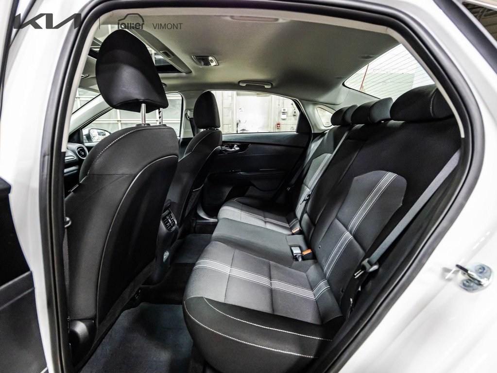 Kia Forte EX+ 2023 à , Québec - 8 - w1024h768px