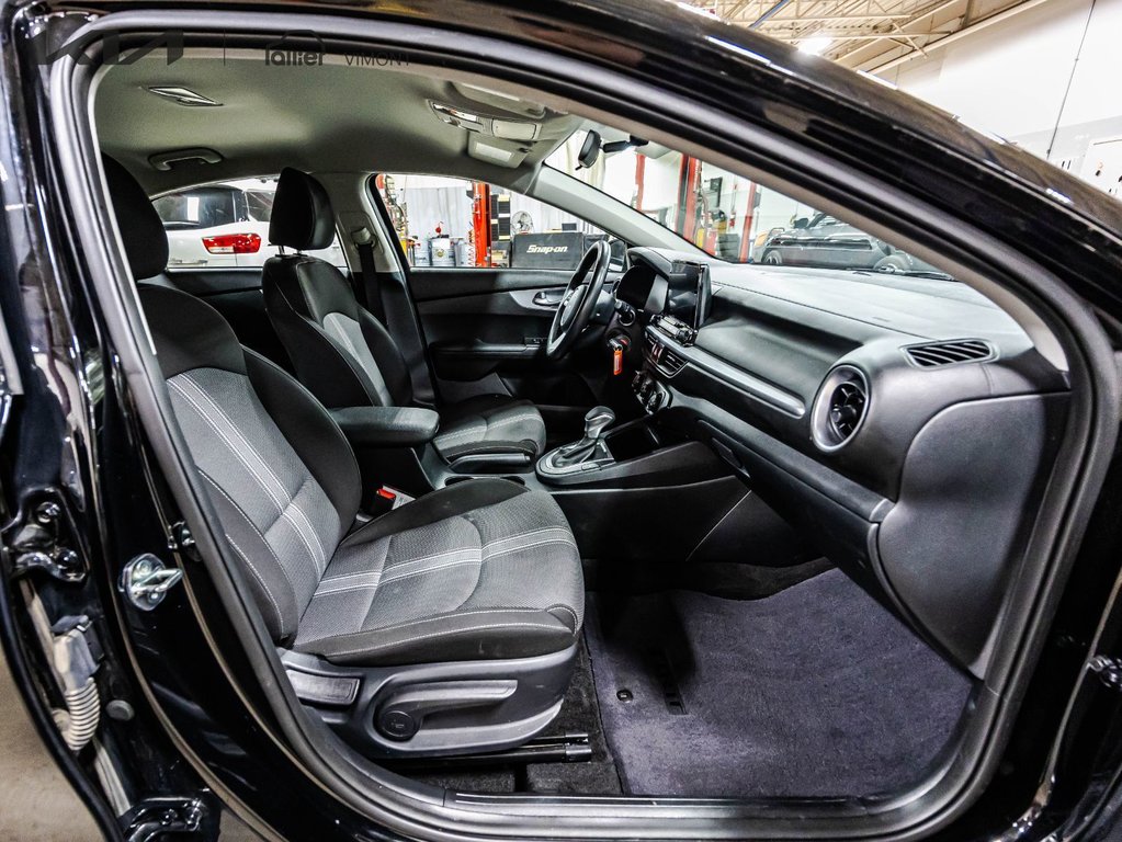 Kia Forte LX 2023 à , Québec - 9 - w1024h768px
