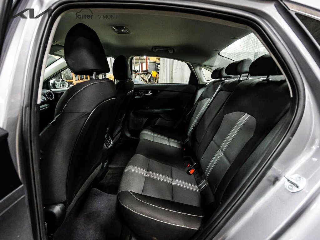 2023 Kia Forte EX in , Quebec - 10 - w1024h768px
