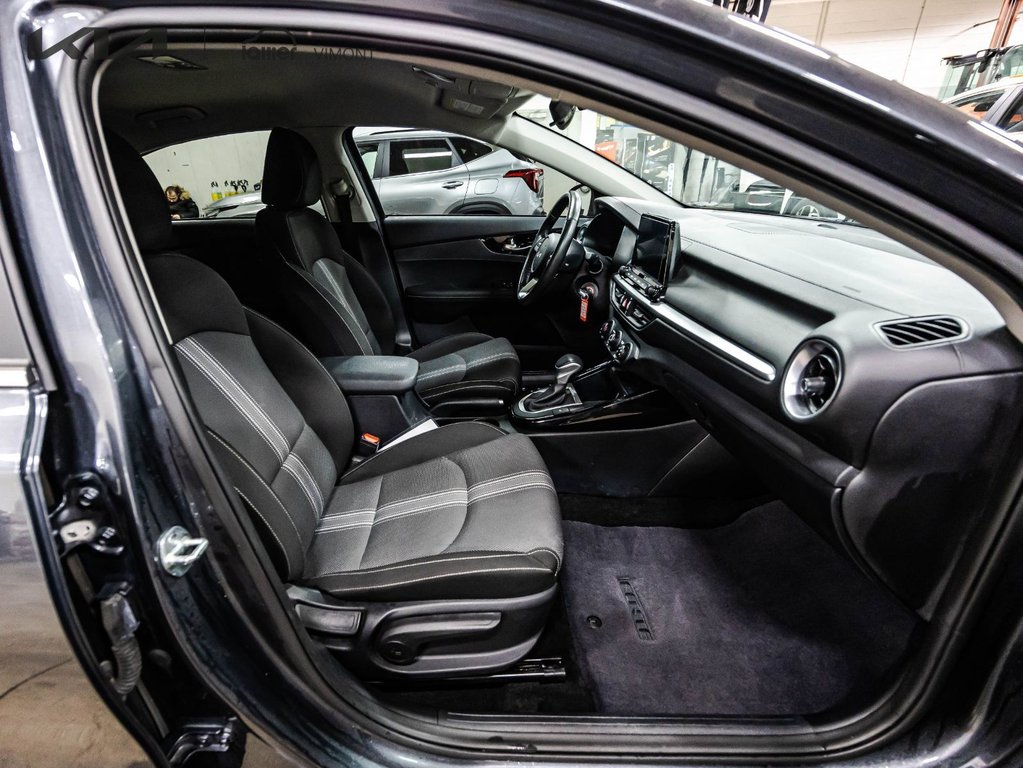 2023 Kia Forte EX in , Quebec - 11 - w1024h768px