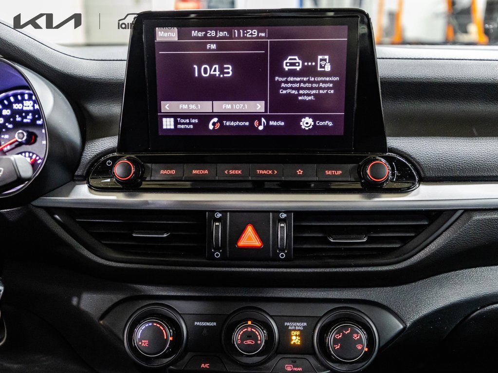 Kia Forte EX 2024 à Montréal, Québec - 13 - w1024h768px