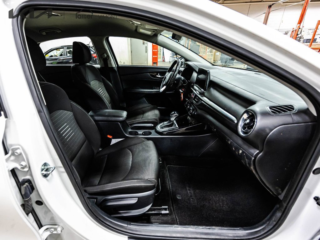 Kia Forte5 EX 2021 à , Québec - 11 - w1024h768px