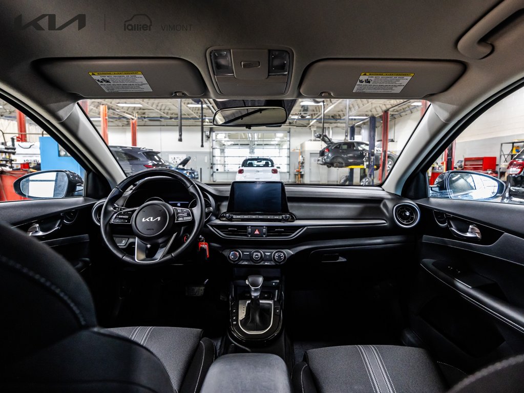 Kia Forte5 EX 2022 à , Québec - 9 - w1024h768px