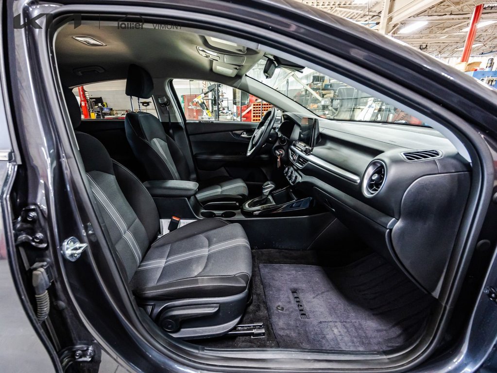 Kia Forte EX 2022 à , Québec - 7 - w1024h768px