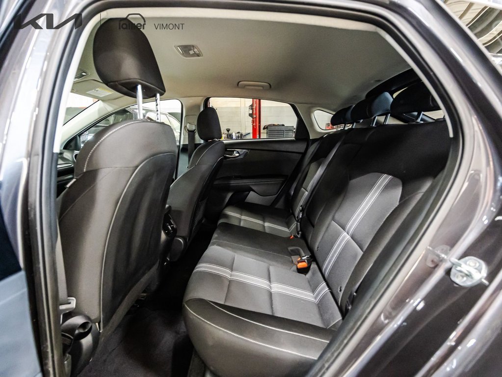 Kia Forte EX 2022 à , Québec - 8 - w1024h768px