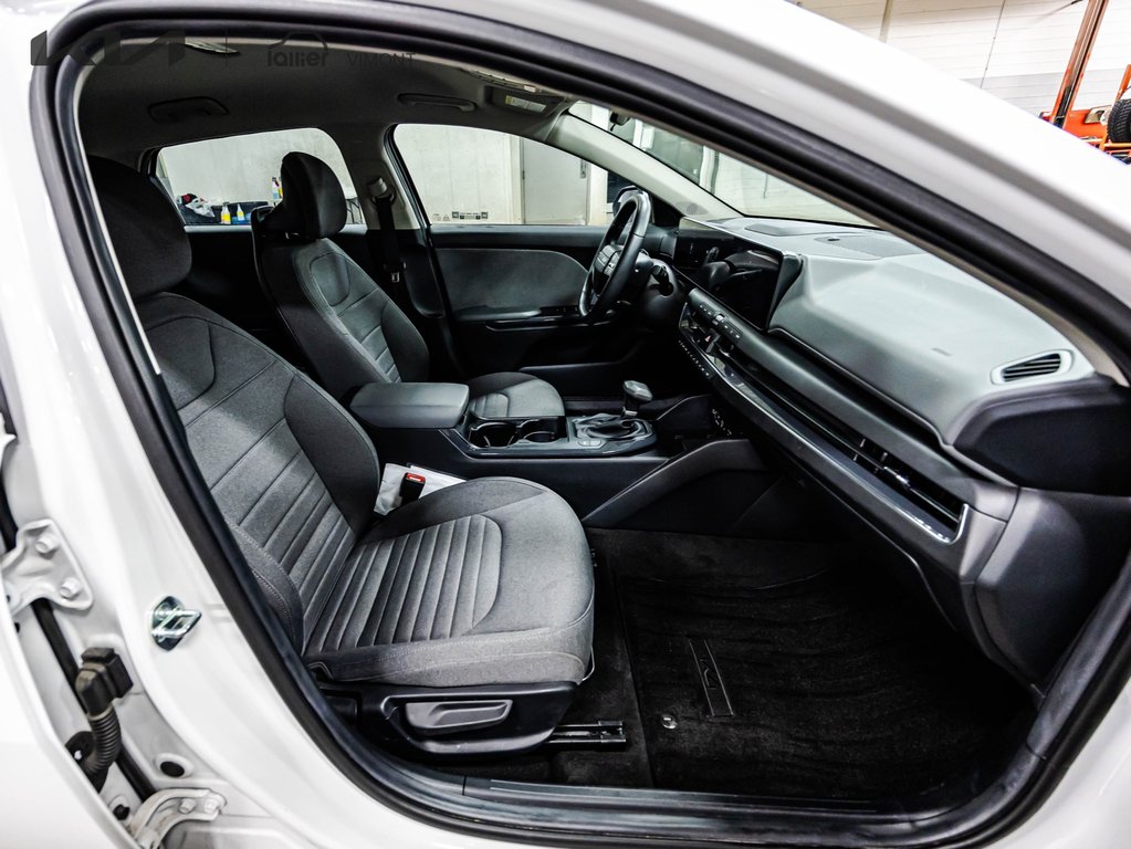 Kia K4 EX 2025 à , Québec - 9 - w1024h768px
