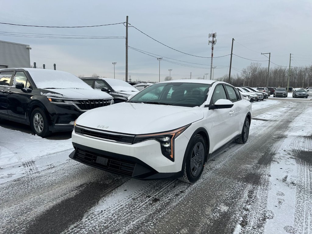 Kia K4 LX 2025 à , Québec - 1 - w1024h768px