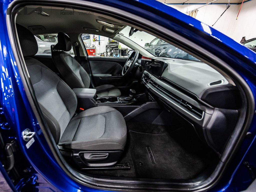 Kia K4 LX 2025 à Montréal, Québec - 13 - w1024h768px