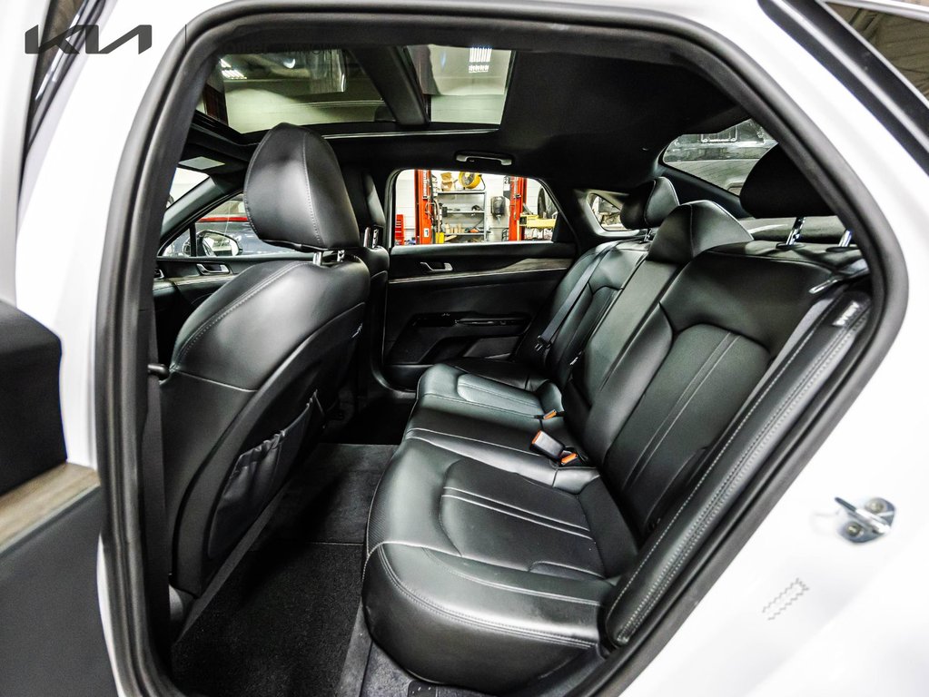 Kia K5 GT-Line 2021 à Montréal, Québec - 10 - w1024h768px