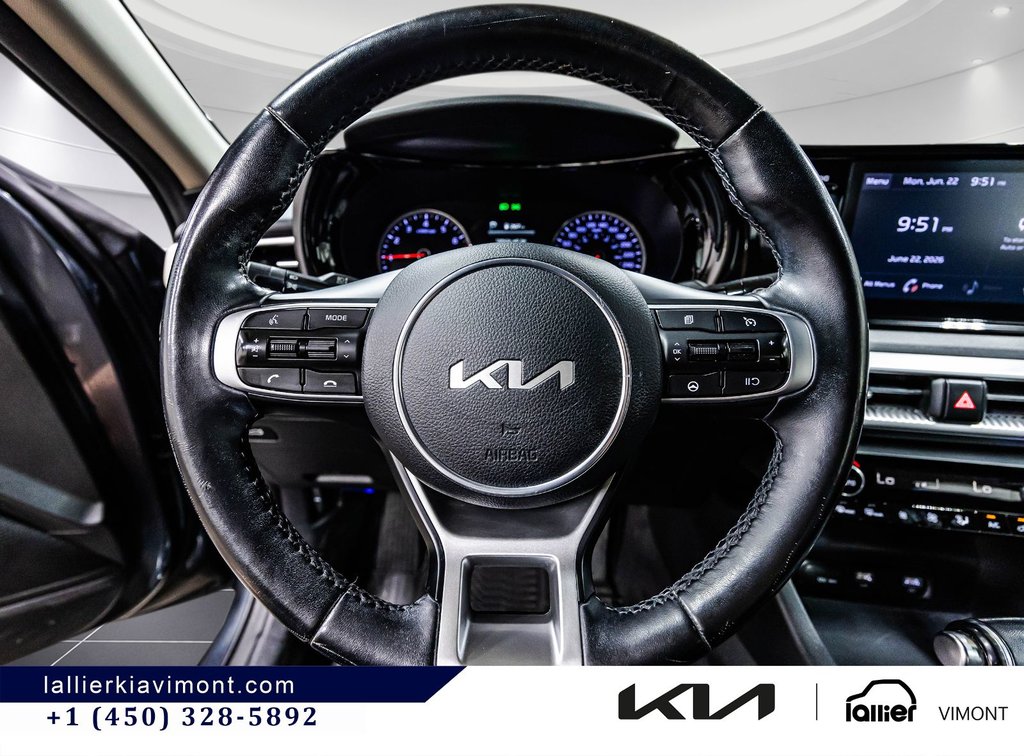 Kia K5 LX 2023 à Montréal, Québec - 19 - w1024h768px