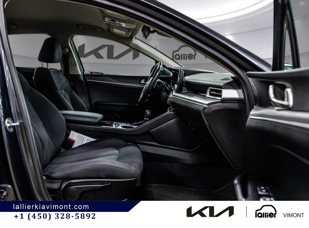 Kia K5 LX 2023 à Montréal, Québec - 9 - w1024h768px