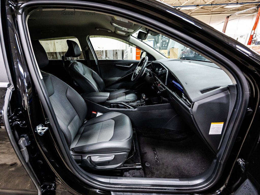Kia Niro EX 2023 à Montréal, Québec - 11 - w1024h768px