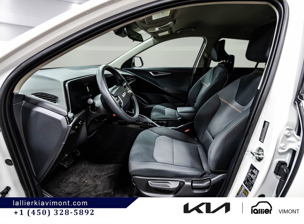 Kia Niro LX 2025 à Montréal, Québec - 9 - w1024h768px