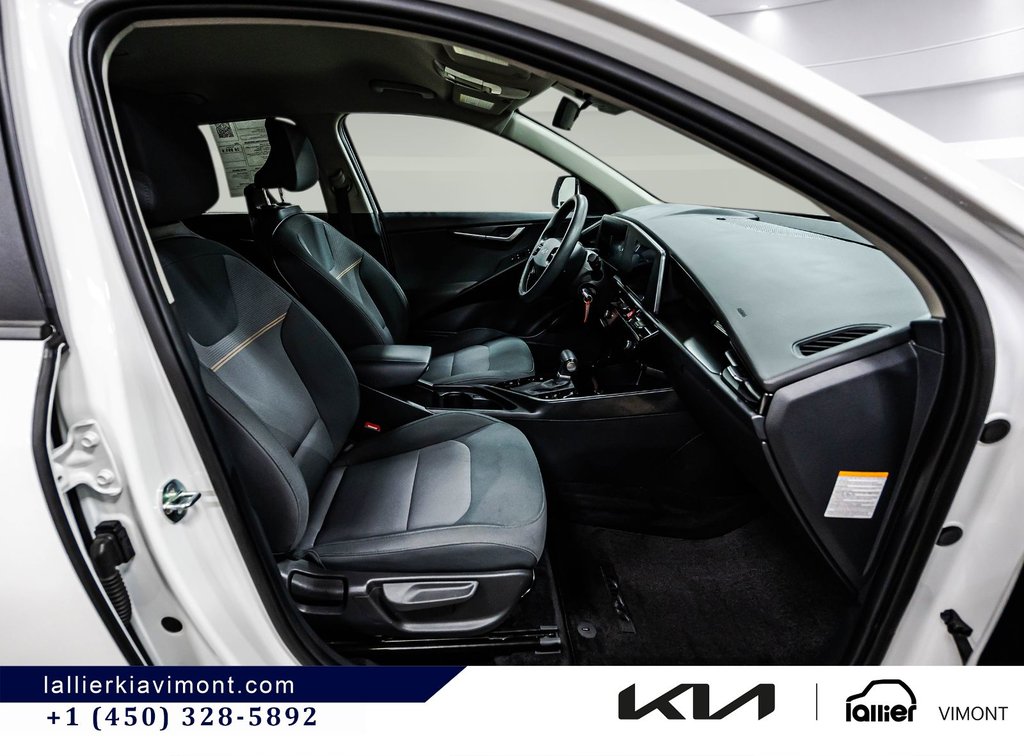 Kia Niro LX 2025 à Montréal, Québec - 11 - w1024h768px