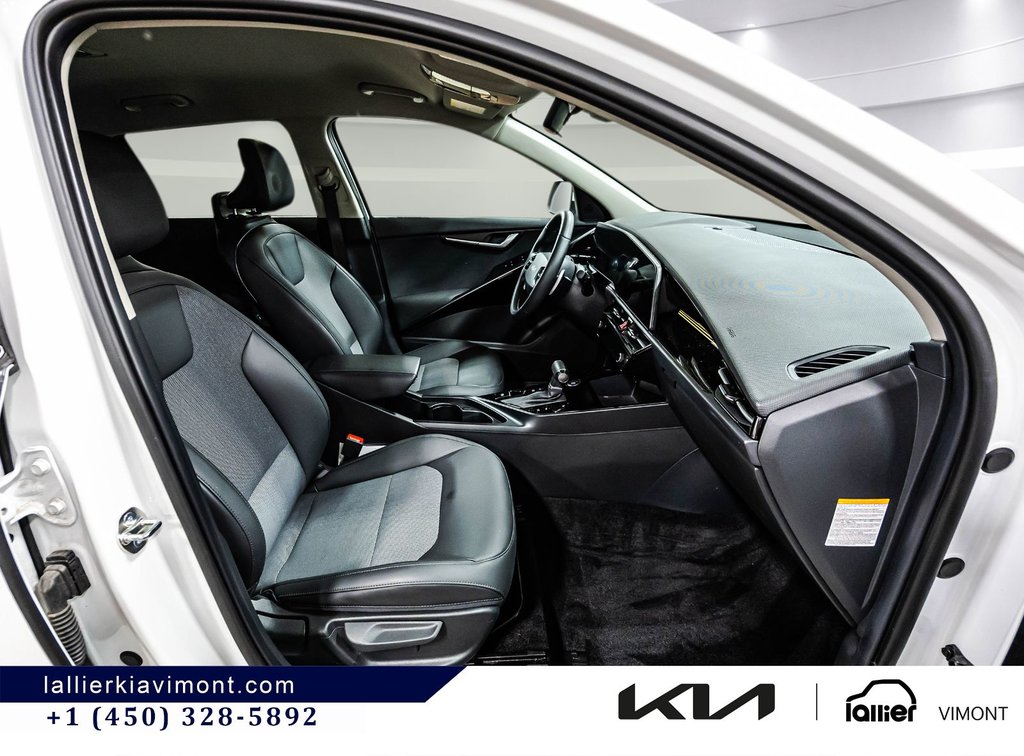 Kia Niro EX 2025 à Montréal, Québec - 11 - w1024h768px