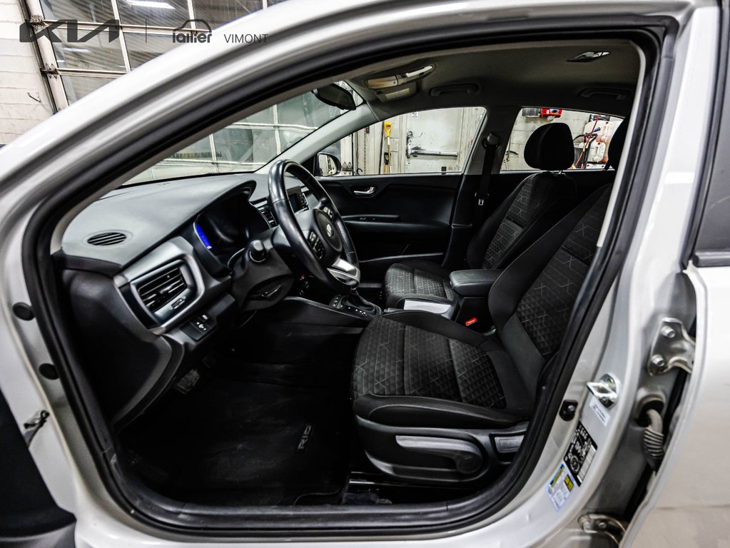 Kia Rio 5-door LX+ 2018 à Montréal, Québec - 8 - w1024h768px
