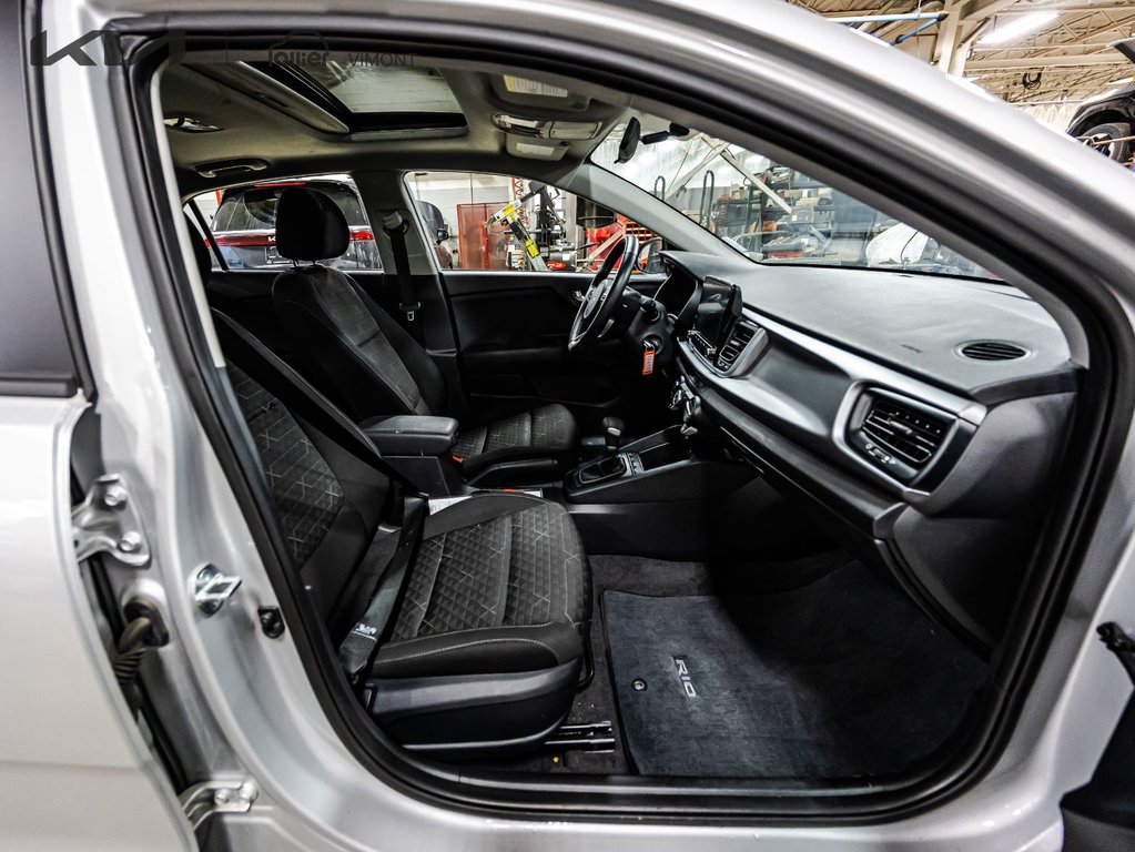 Kia Rio 5-door LX PREMIUM 2023 à , Québec - 9 - w1024h768px