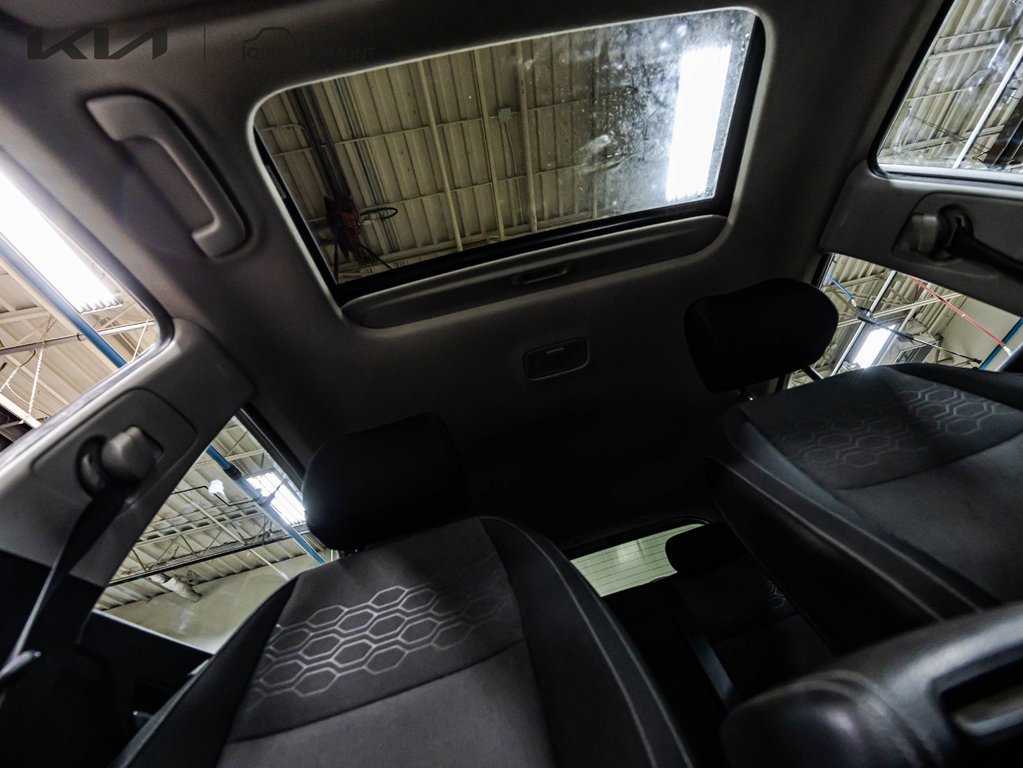 Kia Rio 5-door EX Premium 2023 à , Québec - 11 - w1024h768px