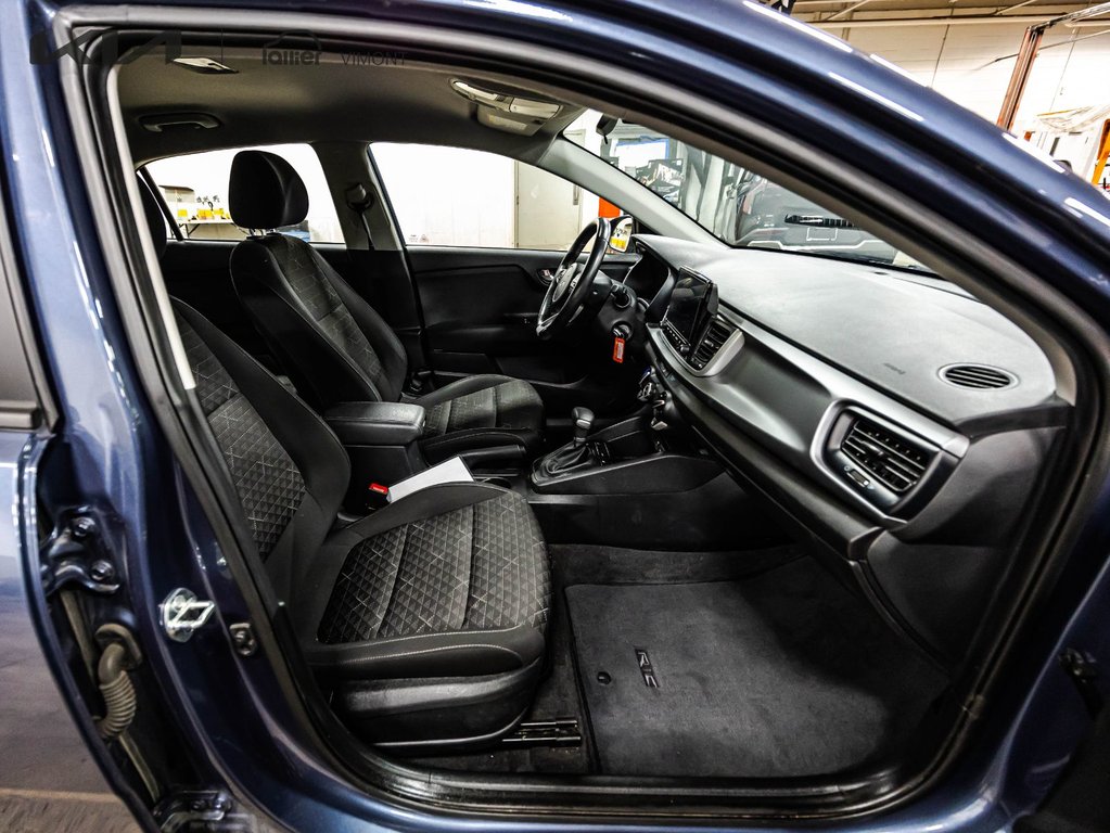 Kia Rio 5-door LX+ 2023 à , Québec - 10 - w1024h768px