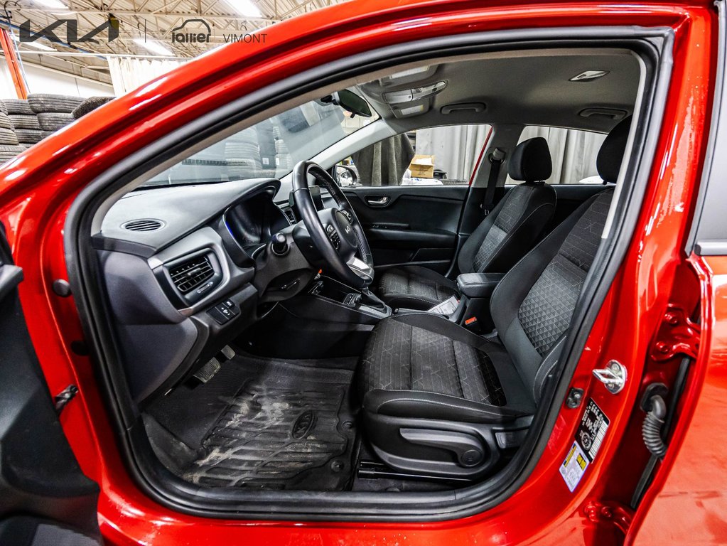 Kia Rio 5-door LX+ 2023 à Montréal, Québec - 8 - w1024h768px