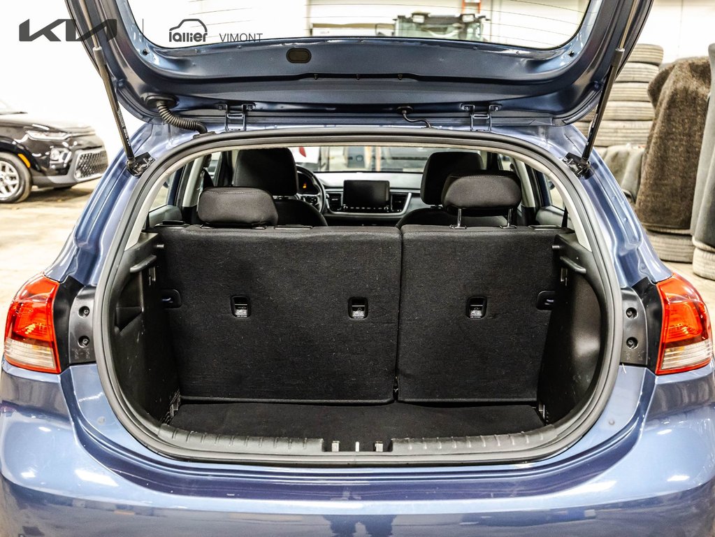 2023 Kia Rio 5-door LX+ in Montréal, Quebec - 15 - w1024h768px