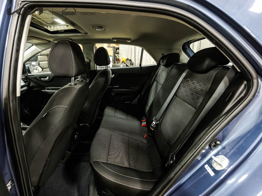 Kia Rio 5-door EX Premium 2023 à Montréal, Québec - 10 - w1024h768px