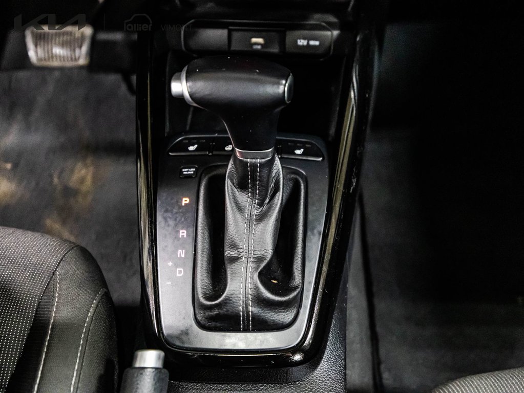 Kia Rio 5-door EX Premium 2023 à Montréal, Québec - 23 - w1024h768px