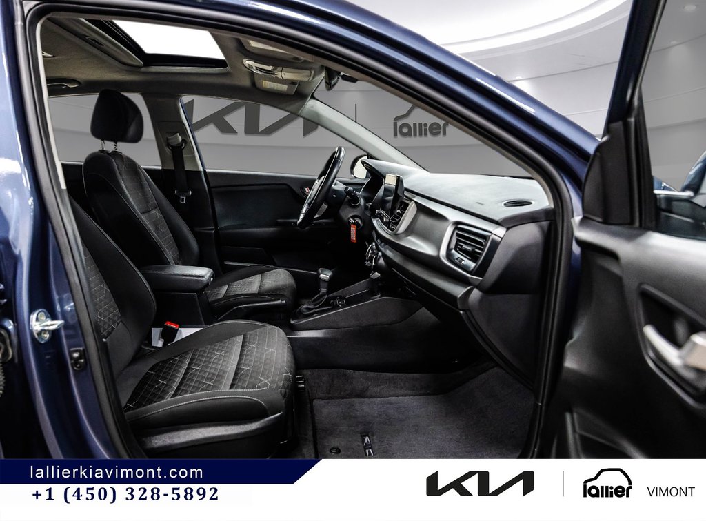 2023 Kia Rio 5-door LX PREMIUM in Montréal, Quebec - 9 - w1024h768px