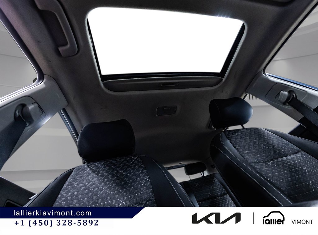 2023 Kia Rio 5-door LX PREMIUM in Montréal, Quebec - 11 - w1024h768px