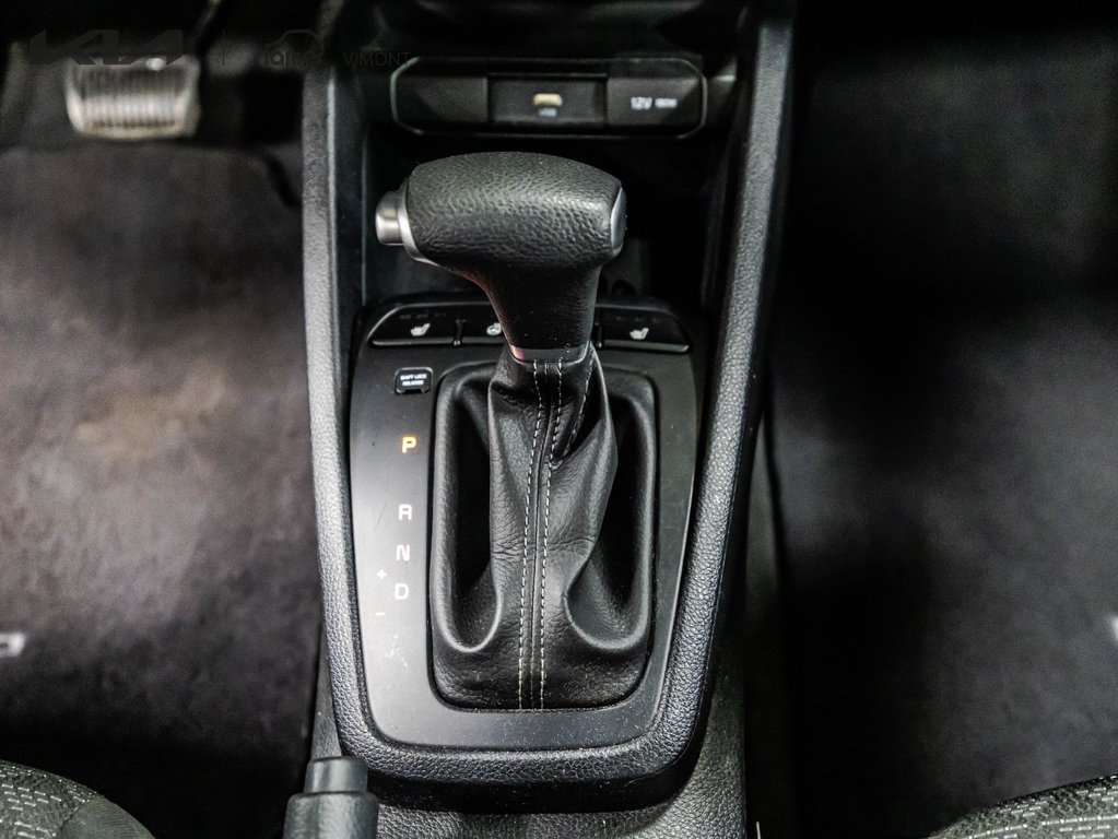 2022 Kia Rio5 LX PREMIUM in Montréal, Quebec - 23 - w1024h768px
