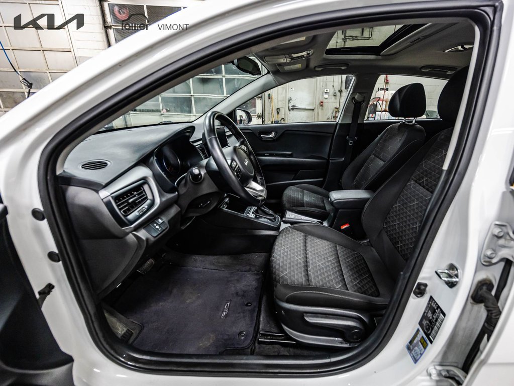 2022 Kia Rio5 LX PREMIUM in Montréal, Quebec - 9 - w1024h768px