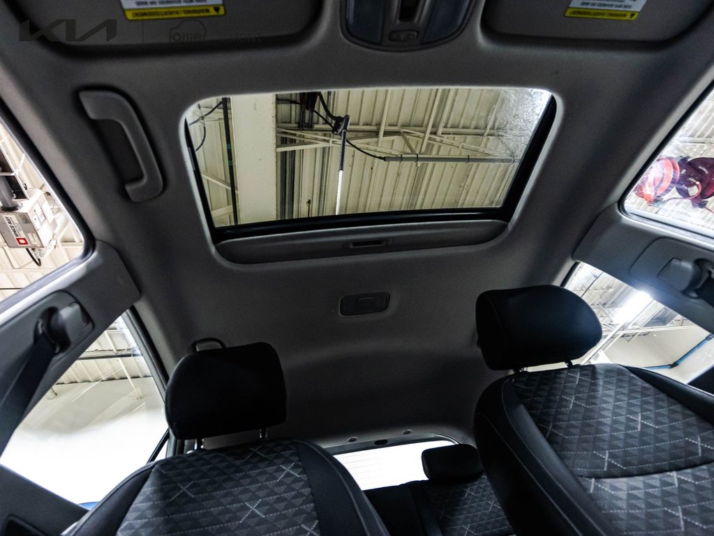 2022 Kia Rio5 LX PREMIUM in Montréal, Quebec - 13 - w1024h768px