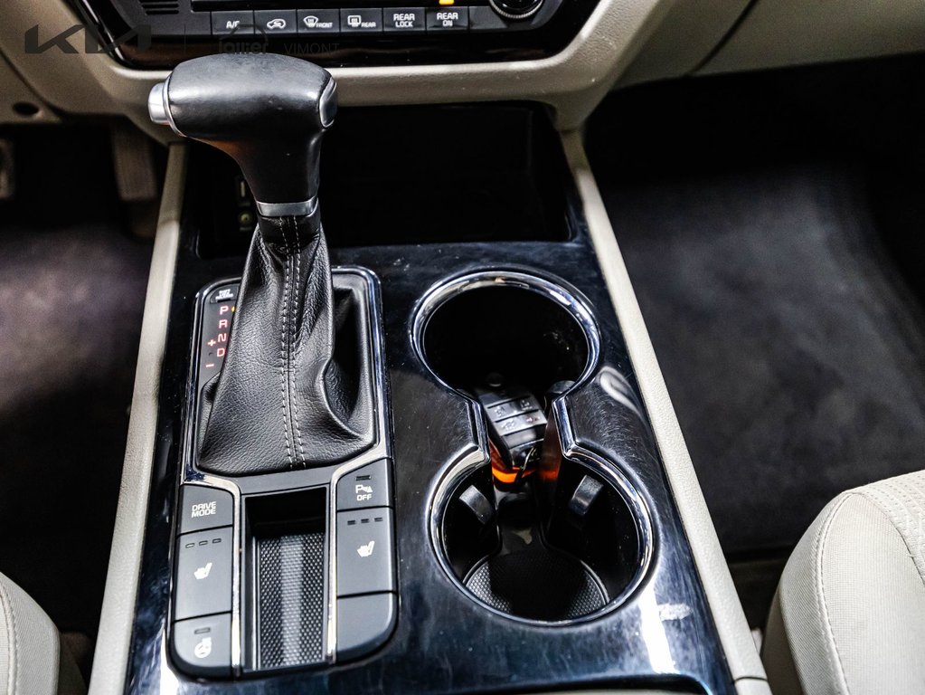 Kia Sedona SX 2019 à , Québec - 27 - w1024h768px