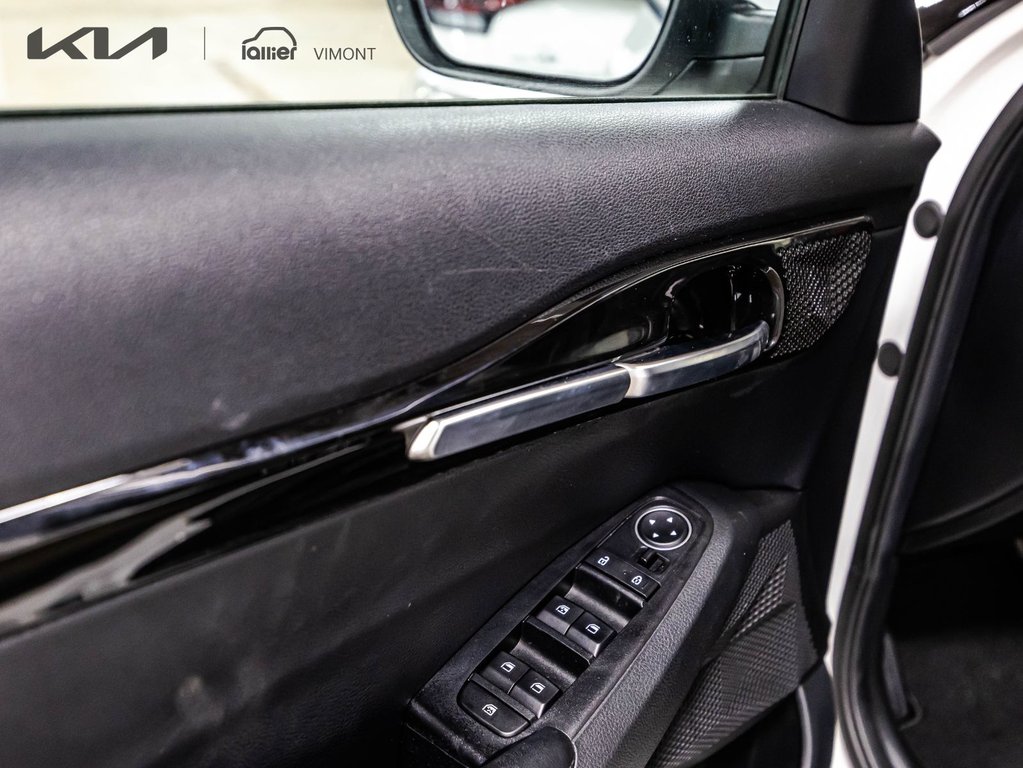 Kia Seltos EX PREMIUM 2023 à , Québec - 12 - w1024h768px