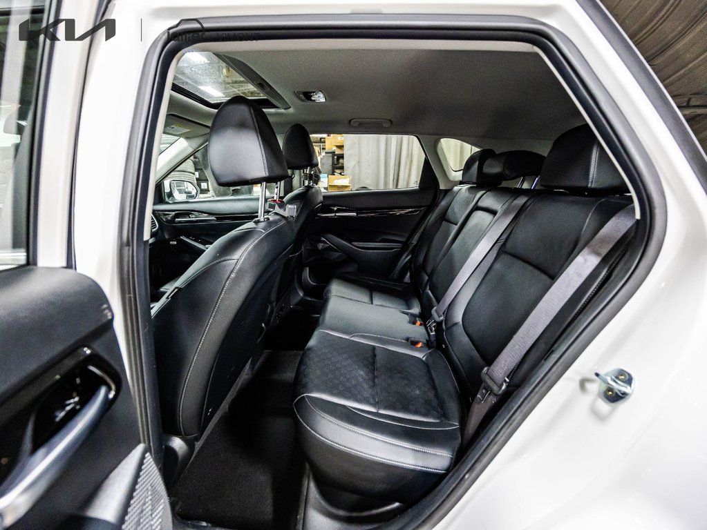 Kia Seltos SX Turbo 2023 à Montréal, Québec - 10 - w1024h768px