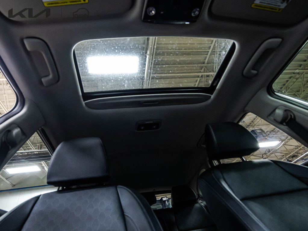 2023 Kia Seltos SX Turbo in Montréal, Quebec - 13 - w1024h768px
