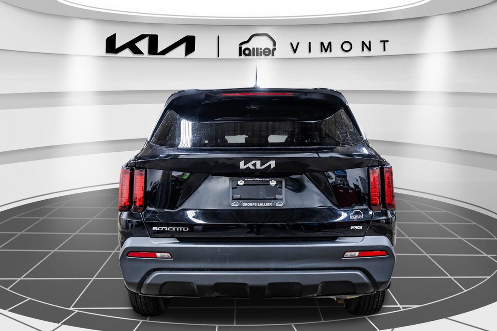 Kia Sorento LX+ 2023 à , Québec - 15 - w1024h768px