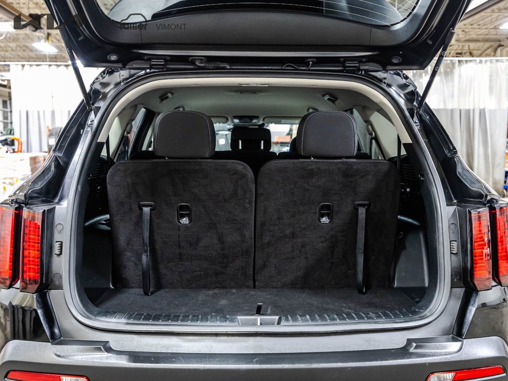 Kia Sorento LX PREMIUM 2023 à Montréal, Québec - 24 - w1024h768px