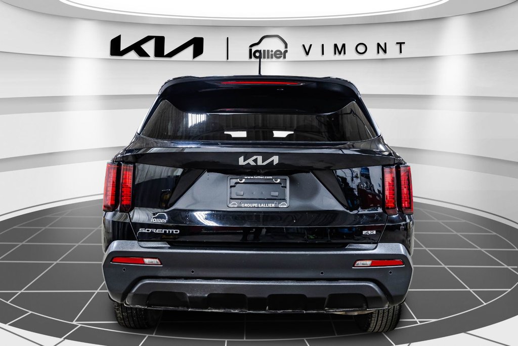 Kia Sorento LX PREMIUM 2023 à Montréal, Québec - 15 - w1024h768px