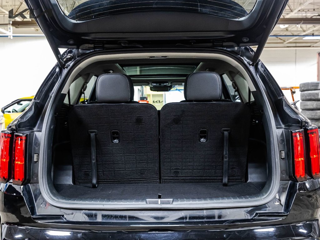 Kia Sorento EX+ 2023 à Montréal, Québec - 25 - w1024h768px