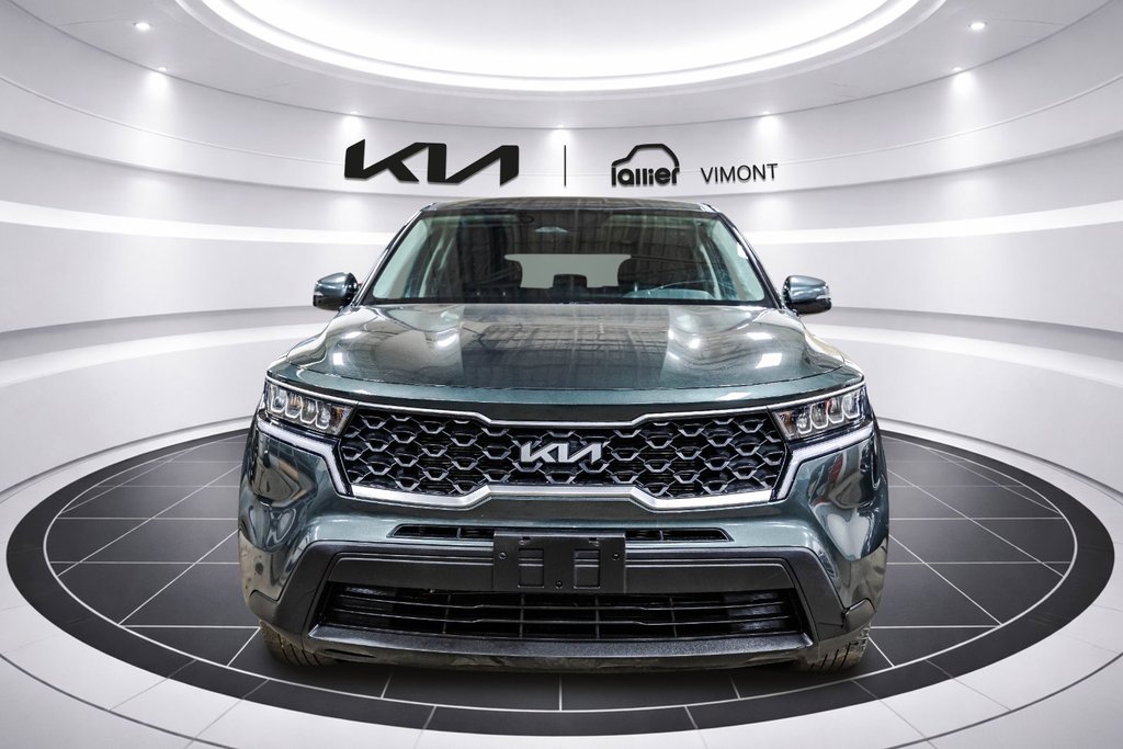 Kia Sorento LX PREMIUM 2023 à Montréal, Québec - 3 - w1024h768px