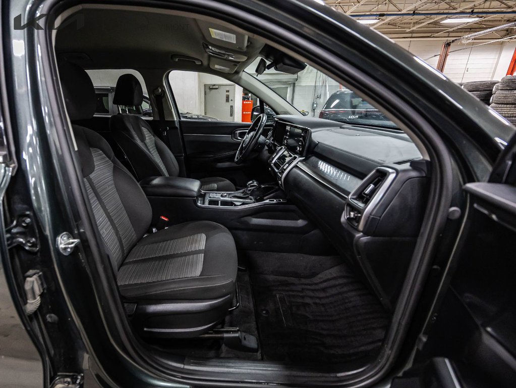 Kia Sorento LX PREMIUM 2023 à Montréal, Québec - 11 - w1024h768px