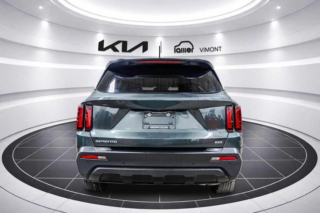 Kia Sorento LX PREMIUM 2023 à Montréal, Québec - 15 - w1024h768px