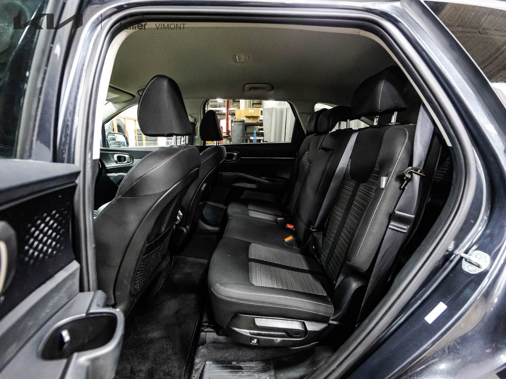 Kia Sorento LX 2024 à , Québec - 10 - w1024h768px
