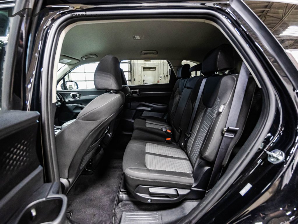 Kia Sorento LX 2024 à Montréal, Québec - 10 - w1024h768px