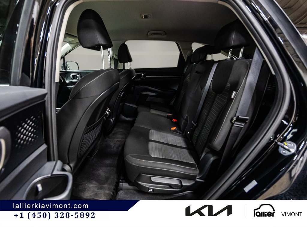 Kia Sorento LX 2024 à Montréal, Québec - 15 - w1024h768px