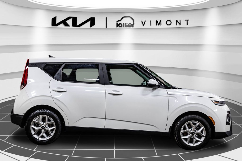 2022 Kia Soul EX in Montréal, Quebec - 17 - w1024h768px