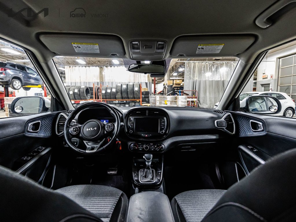 2022 Kia Soul EX in Montréal, Quebec - 12 - w1024h768px